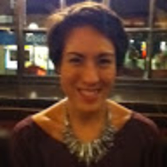 Meet your Posher, Stephanie - Picture 1 of 1